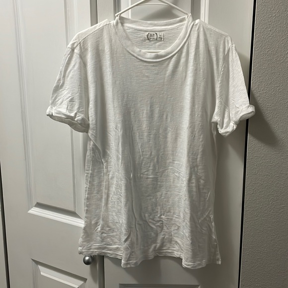 Maurices white 24/7 tee medium - Picture 1 of 3